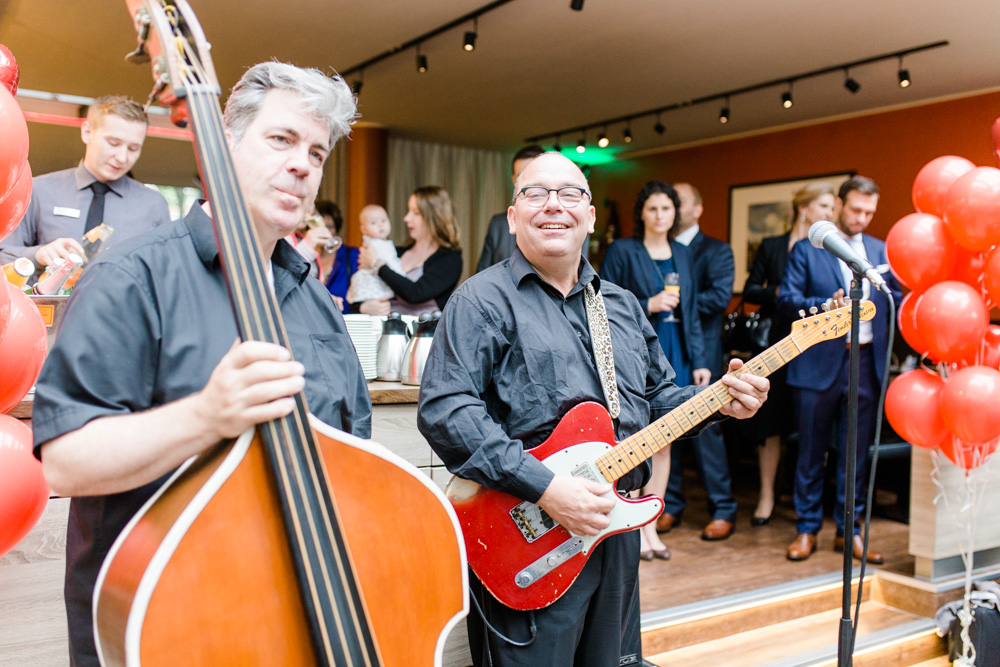 Hochzeitsfotograf in der St. Gertrud-Kirche in Barmbek und Hotel Hafen Hamburg